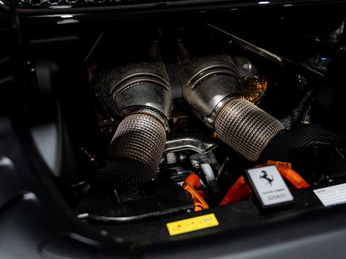 Used 2025 Ferrari 296 GTS RWD image 86