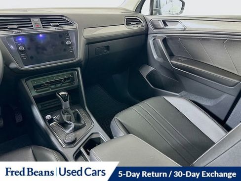 Used 2022 Volkswagen Tiguan SE image 23