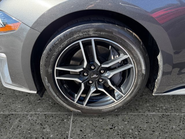 Used 2020 Ford Mustang GT RWD image 14
