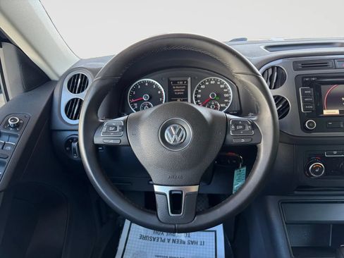 Used 2012 Volkswagen Tiguan S AWD/4WD image 28