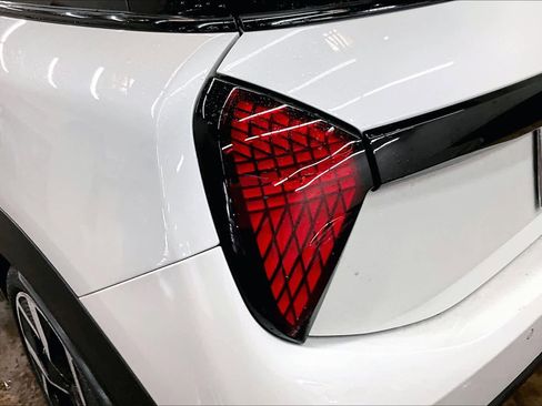 Certified 2025 MINI Cooper S image 31