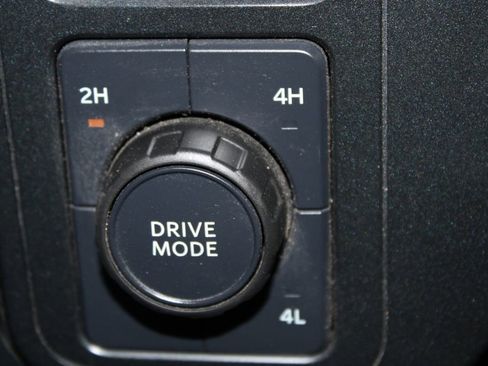 Used 2024 Ford F150 STX image 40