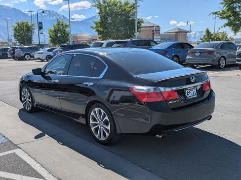 Used 2015 Honda Accord Sport image 8