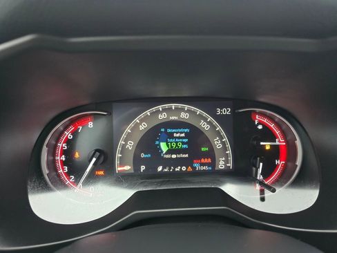 Used 2023 Toyota RAV4 XLE image 19