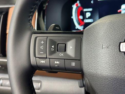 New 2026 Nissan Pathfinder Platinum image 36