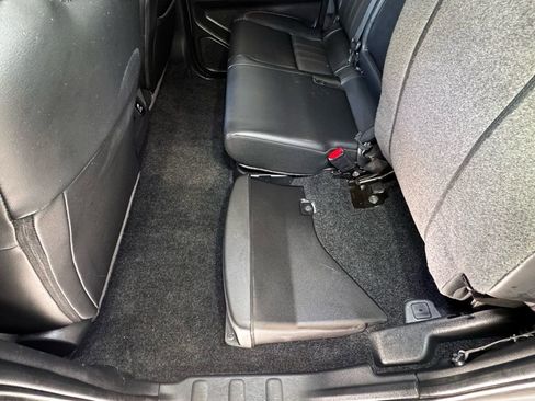 Used 2024 Nissan Frontier PRO-4X w/ Pro Premium Package image 46