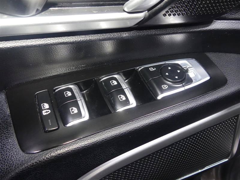 Used 2021 Kia Telluride S AWD/4WD image 19