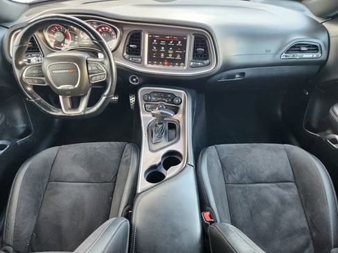 Used 2022 Dodge Challenger R/T Scat Pack w/ Dynamics Package image 22