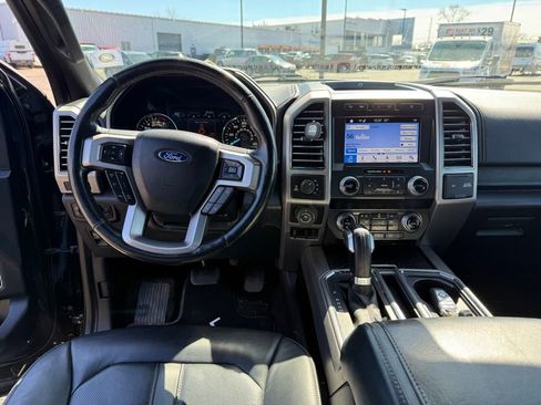 Used 2019 Ford F150 Platinum w/ Equipment Group 701A Luxury image 2