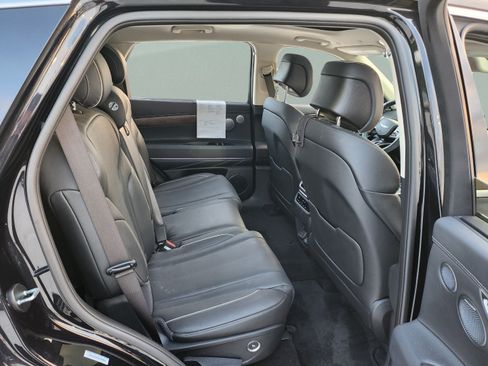 Used 2025 Genesis GV80 2.5T Prestige AWD/4WD image 26