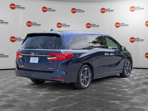 Used 2024 Honda Odyssey Elite image 5