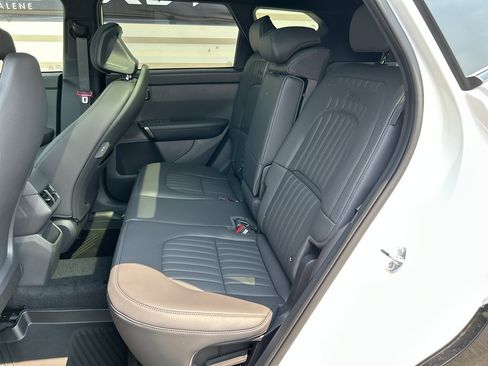 New 2027 Kia Seltos X-Line S w/ X-Line S Premium Package AWD/4WD image 12