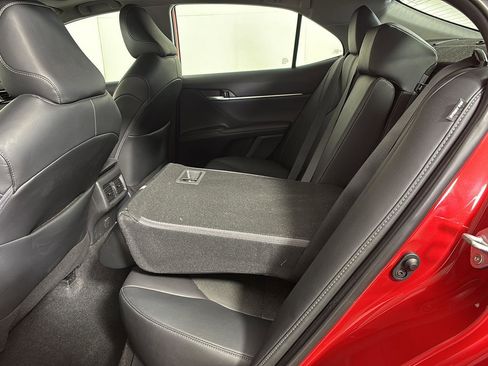 Used 2022 Toyota Camry XSE image 24