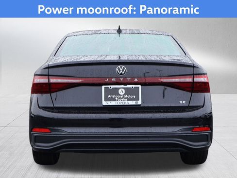 New 2026 Volkswagen Jetta SE image 7