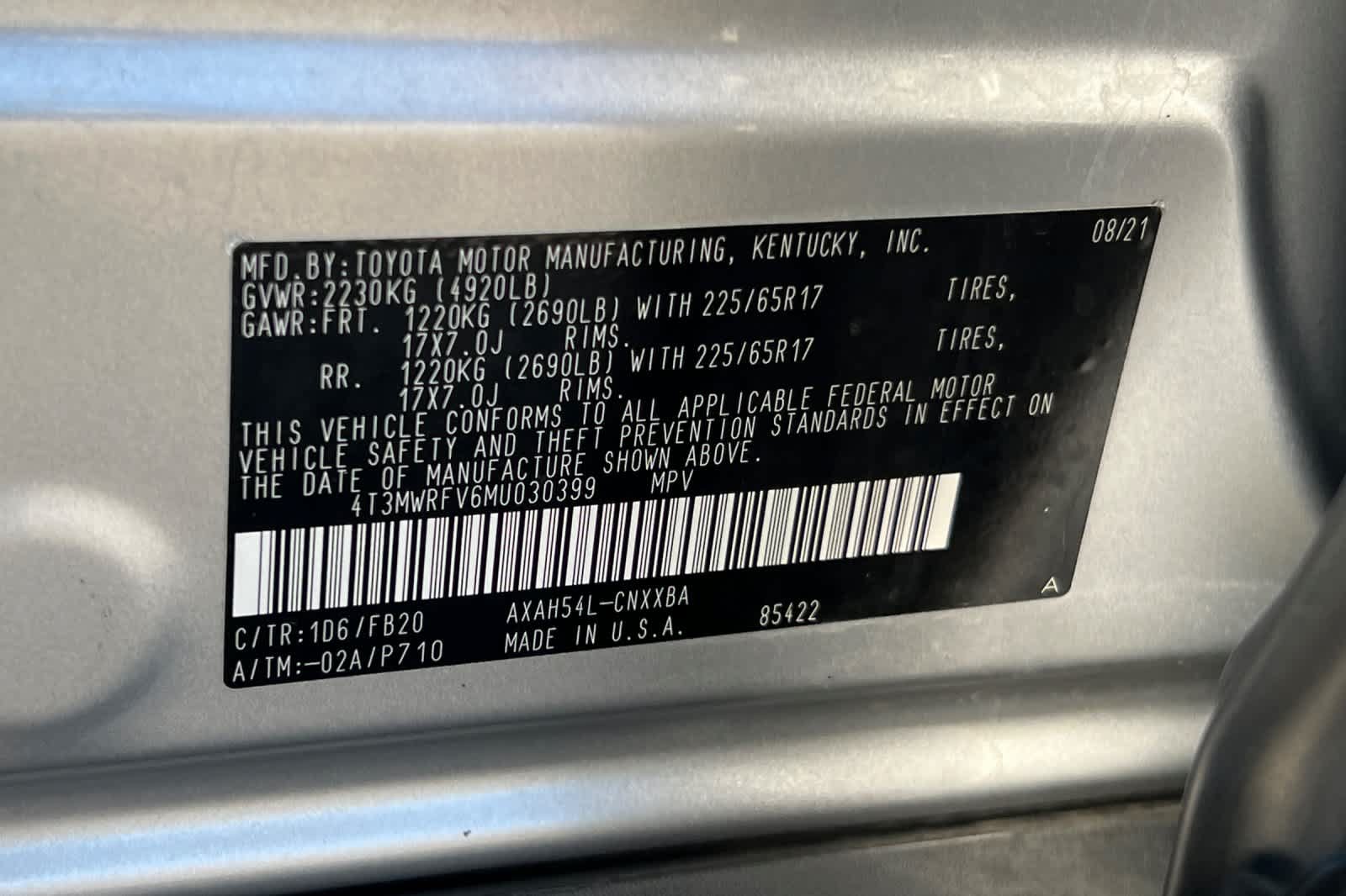Used 2021 Toyota RAV4 LE AWD/4WD image 32