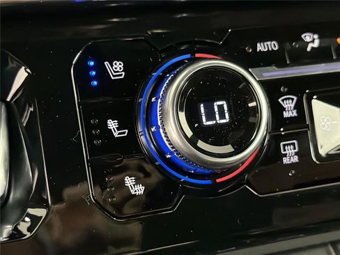 New 2026 GMC Sierra 2500 Denali Ultimate AWD/4WD image 31