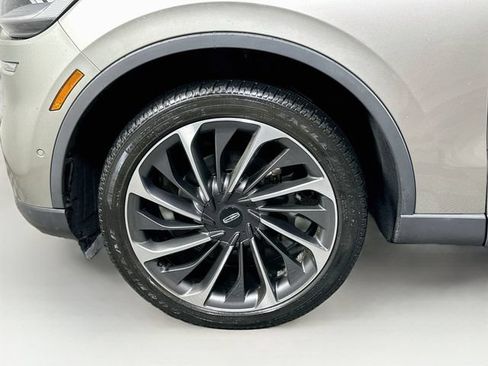 Used 2023 Lincoln Aviator Reserve w/ Equipment Group 201A AWD/4WD image 40