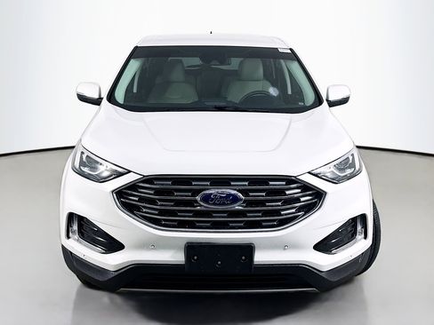Used 2021 Ford Edge Titanium FWD image 2
