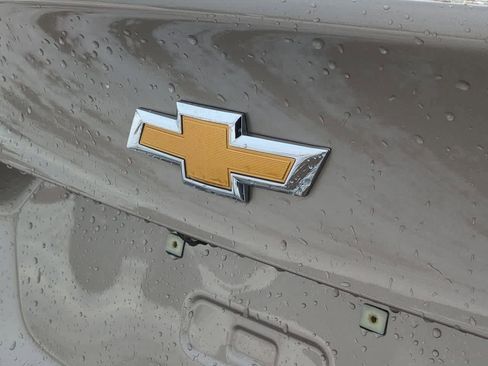 Used 2022 Chevrolet Malibu LT image 11