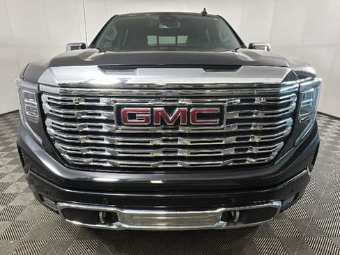 Used 2023 GMC Sierra 1500 Denali AWD/4WD image 8
