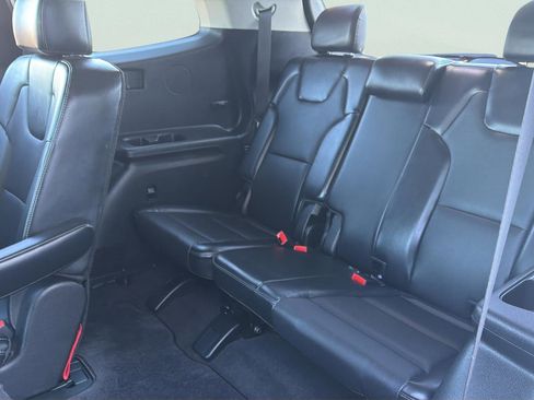 Used 2024 Kia Telluride S w/ S Sunroof Package image 25