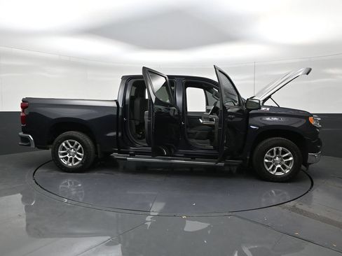 Used 2023 Chevrolet Silverado 1500 LT w/ Z71 Off-Road Package AWD/4WD image 29