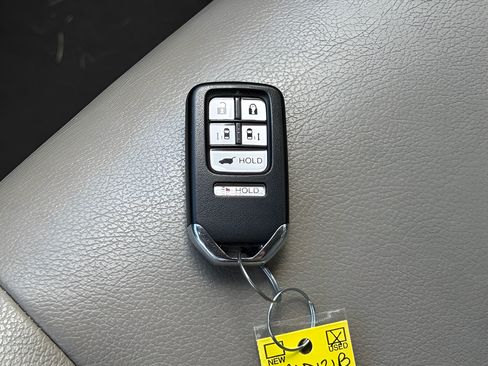 Used 2015 Honda Odyssey EX-L image 28