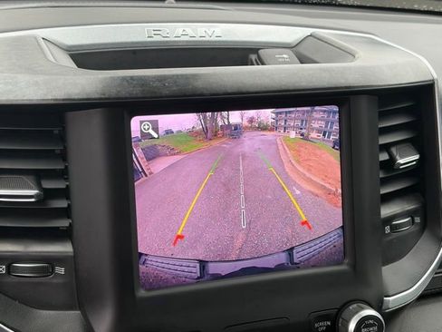 Used 2019 RAM 1500 Big Horn image 3