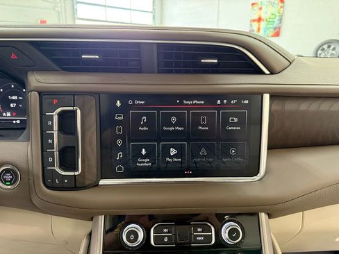 Used 2023 GMC Yukon Denali image 30