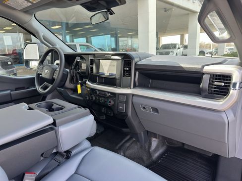 New 2026 Ford F250 XL AWD/4WD image 30