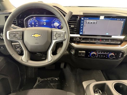 New 2026 Chevrolet Silverado 1500 LT AWD/4WD image 13