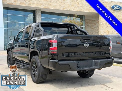 Used 2023 Nissan Frontier SV w/ Midnight Edition Package AWD/4WD image 11