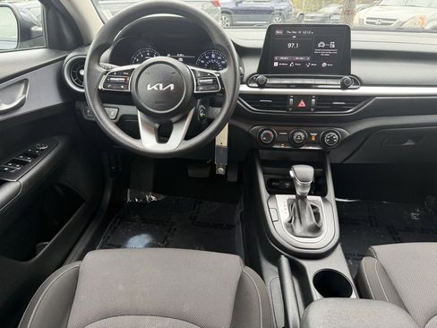 Used 2024 Kia Forte LXS image 12