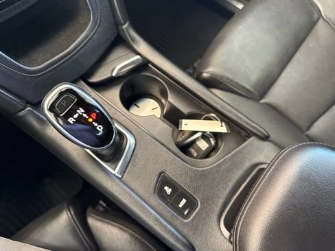 Used 2019 Cadillac XT5 Premium Luxury w/ Sport Package FWD image 21
