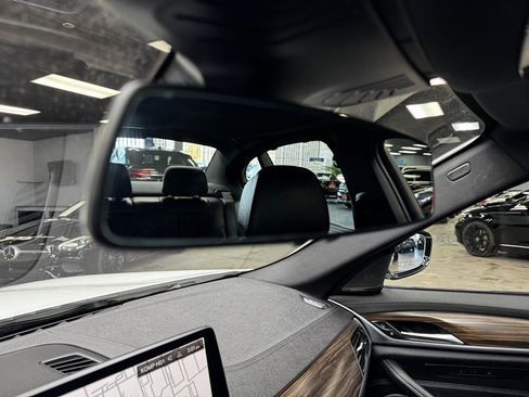 Used 2023 BMW M550i xDrive M550i xDrive w/ Executive Package image 28