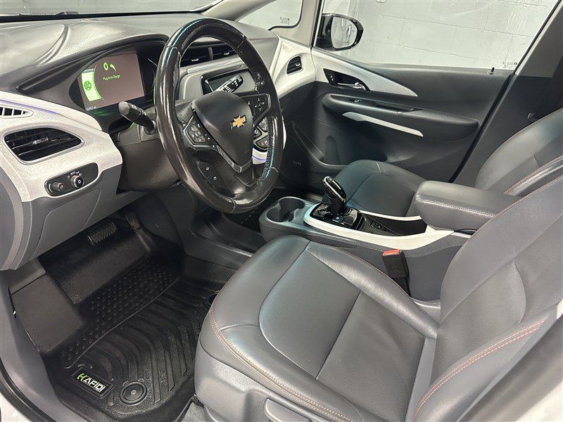 Used 2020 Chevrolet Bolt Premier w/ Infotainment Package FWD image 2