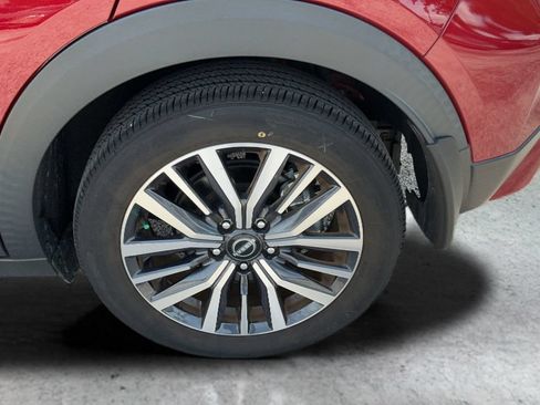 Certified 2024 Nissan Kicks SV FWD image 16