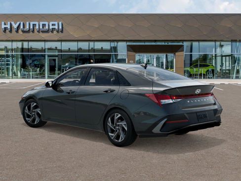 New 2025 Hyundai Elantra Sport image 5