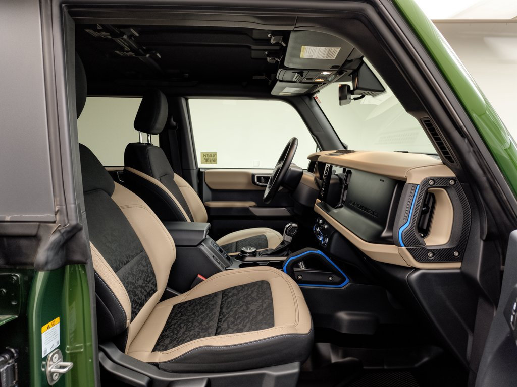 Used 2022 Ford Bronco Wildtrak AWD/4WD image 30