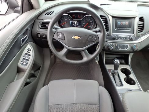 Used 2017 Chevrolet Impala LS image 5