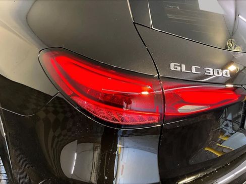 New 2026 Mercedes-Benz GLC 300 4MATIC image 5
