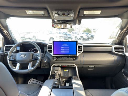 Used 2023 Toyota Sequoia Platinum image 20