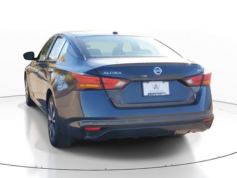 Used 2022 Nissan Altima 2.5 SV image 3