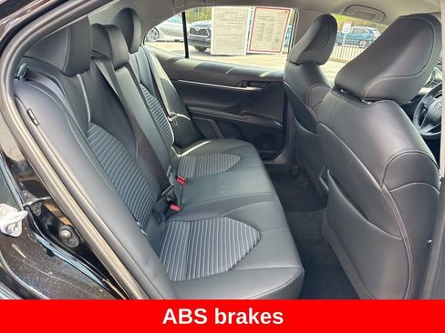 Certified 2023 Toyota Camry SE w/ Convenience Package image 19