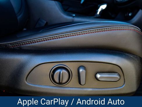 Certified 2023 Chevrolet Traverse RS image 16