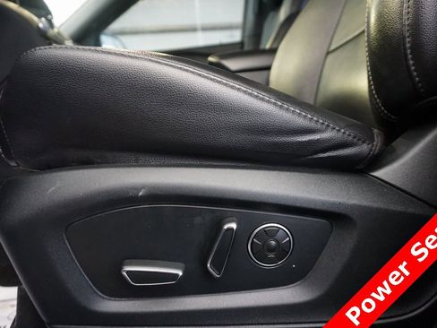 Used 2020 Ford Explorer ST w/ Premium Technology Package image 7