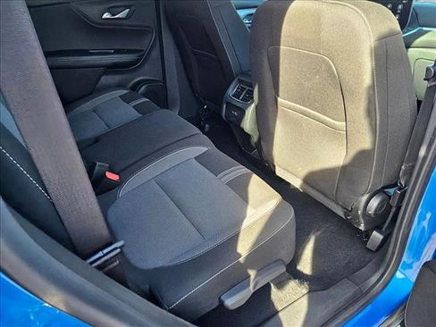 Used 2025 Chevrolet Blazer LT image 18