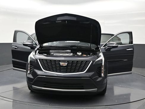 Used 2023 Cadillac XT4 Premium Luxury FWD image 34