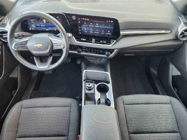 Used 2026 Chevrolet Equinox LT FWD image 27