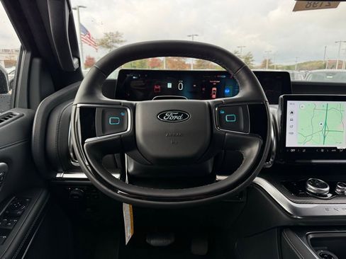 New 2025 Ford Expedition Platinum w/ Stealth Performance Package image 14